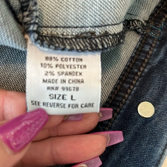 Denim jean jacket - Picture 10 of 13